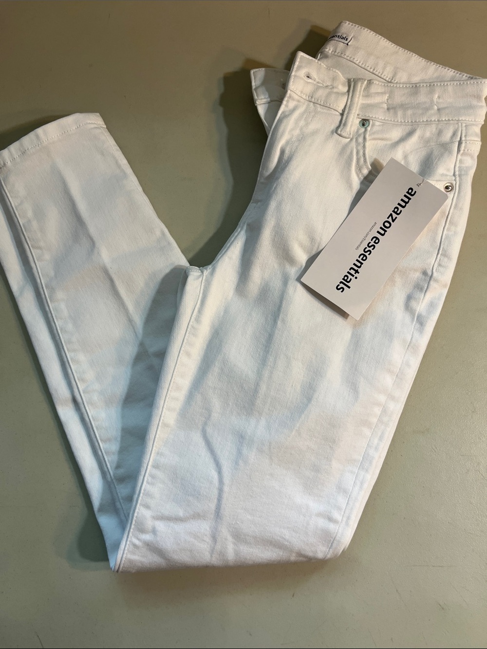 Amazon Essentials Women’s Skinny Jeans — White